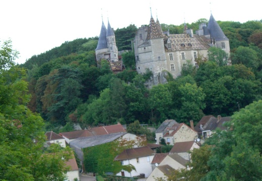 2 Chateau de La Rochepot