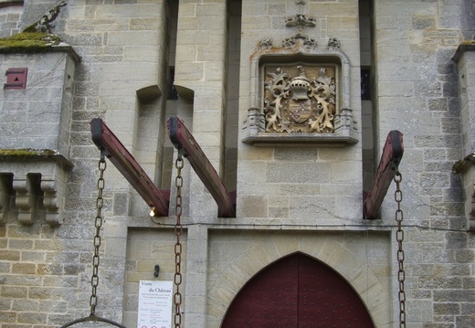 Entrée chateau de La Rochepot