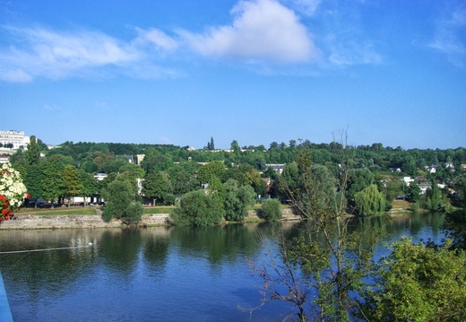 3 sur l'autre rive côté St Germain en Laye