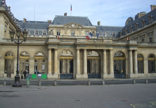 5863 Le Conseil d'Etat