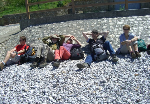CIMG1957 sieste à la plage de Vaucottes
