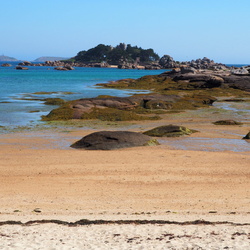 La côte de granit rose