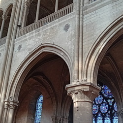 D'Aubergenville à Mantes-la-Jolie